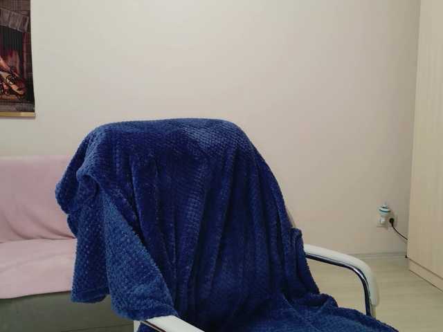 Fox-Lisa's BongaCams show and profile