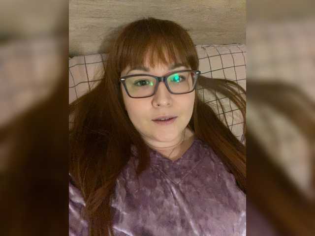 Fox-Lisa's BongaCams show and profile