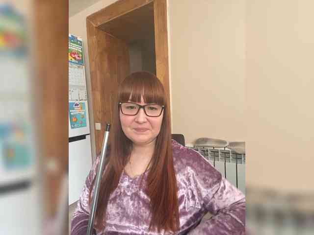 QueenFoxyLiza webcam