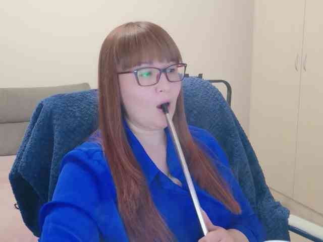 QueenFoxyLiza webcam