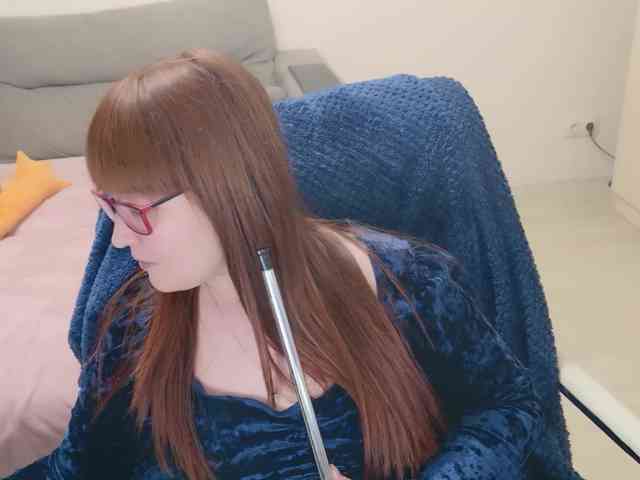 QueenFoxyLiza webcam