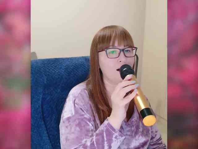 QueenFoxyLiza webcam