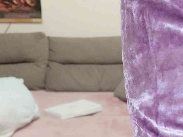 QueenFoxyLiza webcam