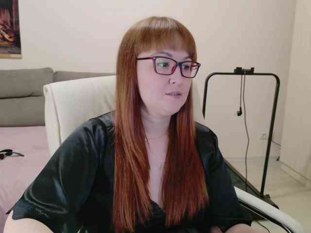 MISTRESS-FOX webcam
