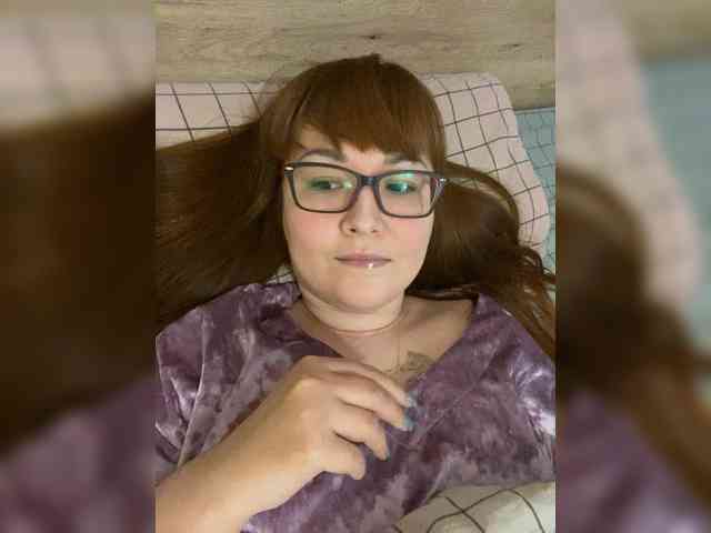 QueenFoxyLiza webcam