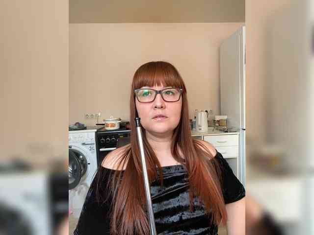 QueenFoxyLiza webcam