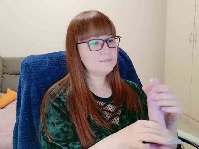 QueenFoxyLiza webcam