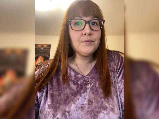 QueenFoxyLiza webcam