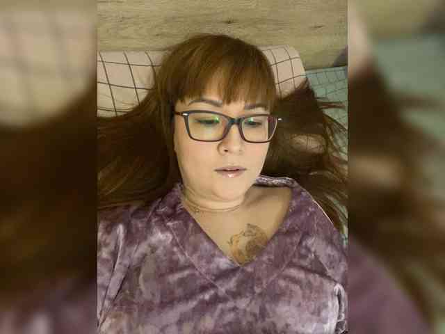 QueenFoxyLiza webcam