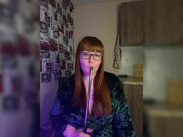 QueenFoxyLiza webcam