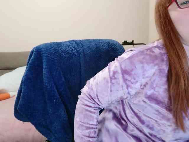 QueenFoxyLiza webcam