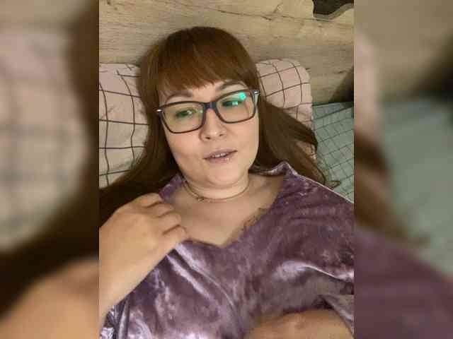 QueenFoxyLiza webcam