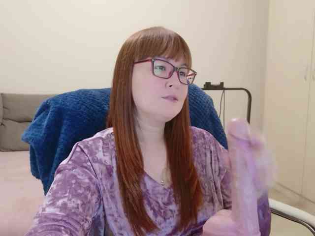 QueenFoxyLiza webcam