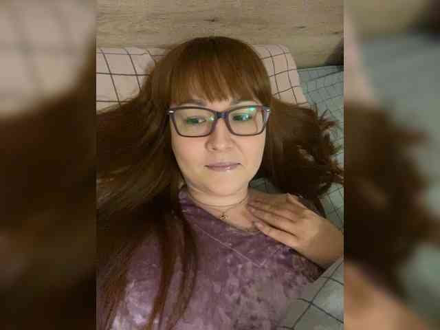 QueenFoxyLiza webcam