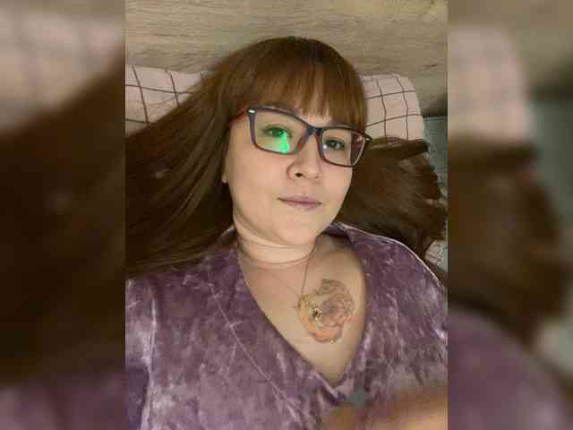 QueenFoxyLiza webcam