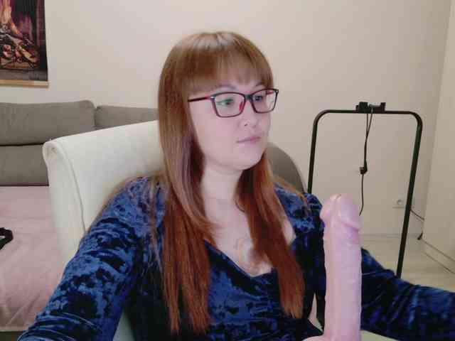 MISTRESS-FOX webcam