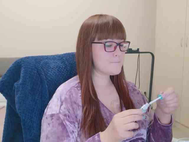 QueenFoxyLiza webcam