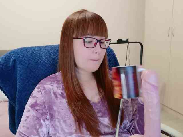 QueenFoxyLiza webcam