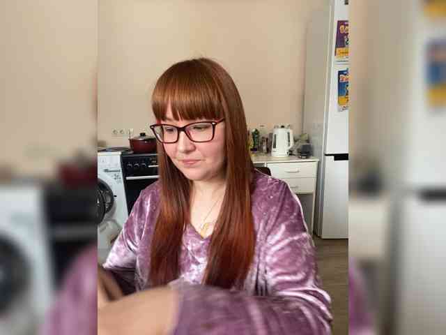 QueenFoxyLiza webcam