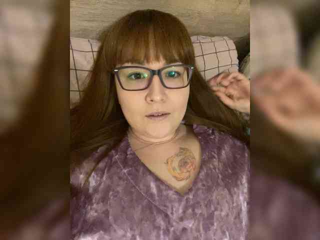 QueenFoxyLiza webcam