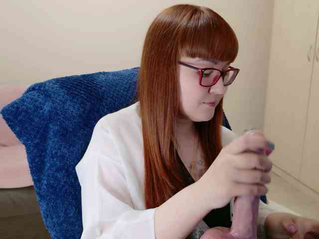 QueenFoxyLiza webcam