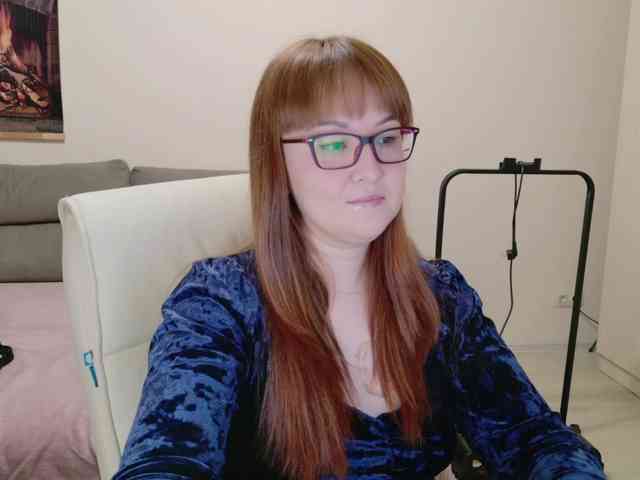 MISTRESS-FOX webcam