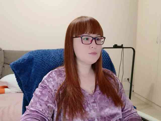 QueenFoxyLiza webcam