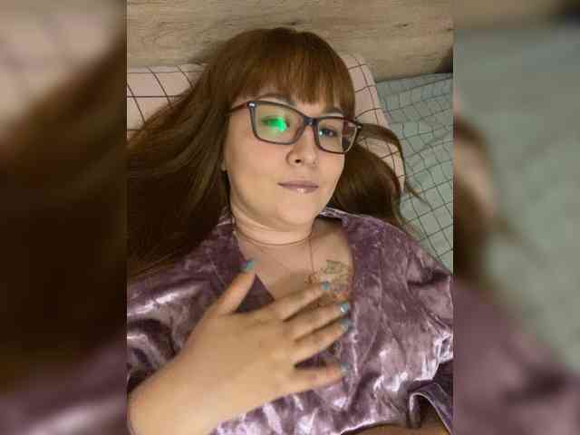 QueenFoxyLiza webcam