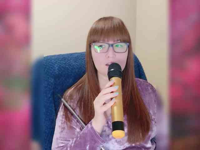 QueenFoxyLiza webcam