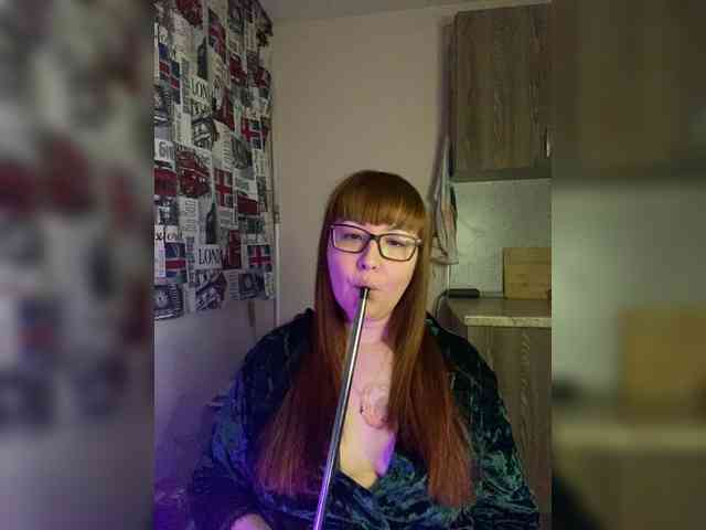 QueenFoxyLiza webcam