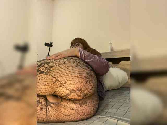 QueenFoxyLiza webcam