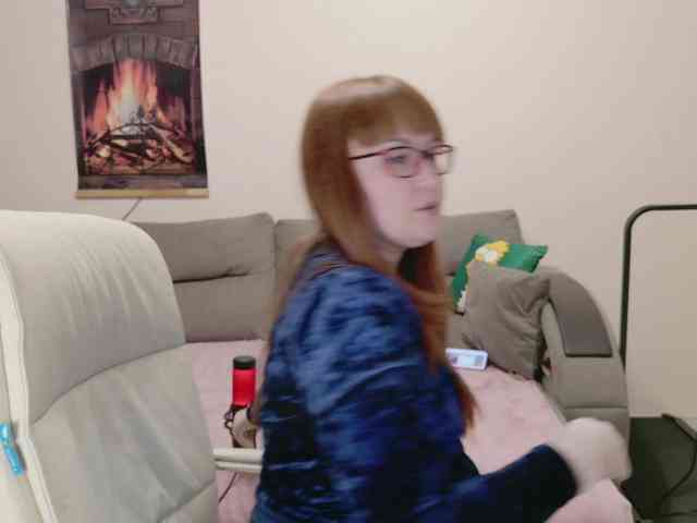 MISTRESS-FOX webcam
