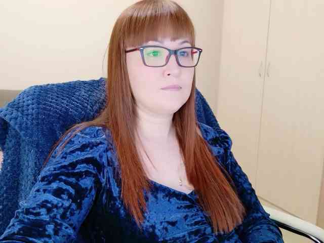 QueenFoxyLiza webcam