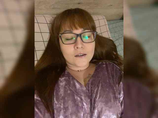 QueenFoxyLiza webcam