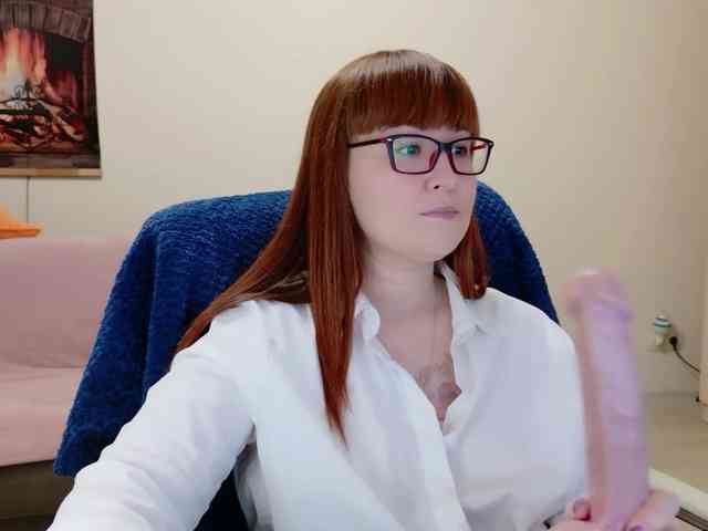 QueenFoxyLiza webcam