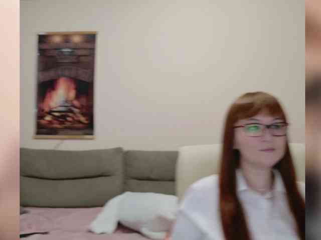 MISTRESS-FOX webcam
