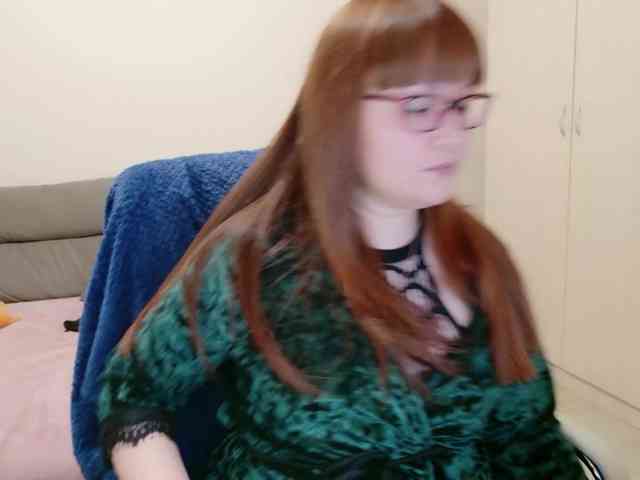 QueenFoxyLiza webcam