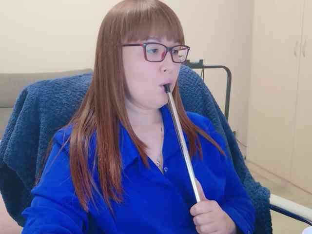 QueenFoxyLiza webcam