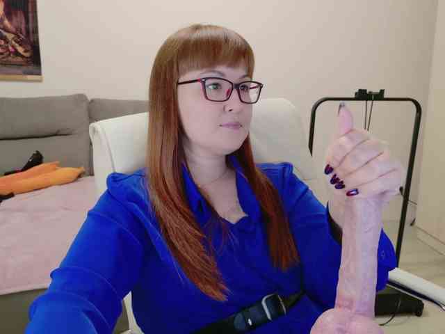 MISTRESS-FOX webcam