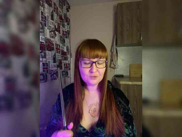 QueenFoxyLiza webcam