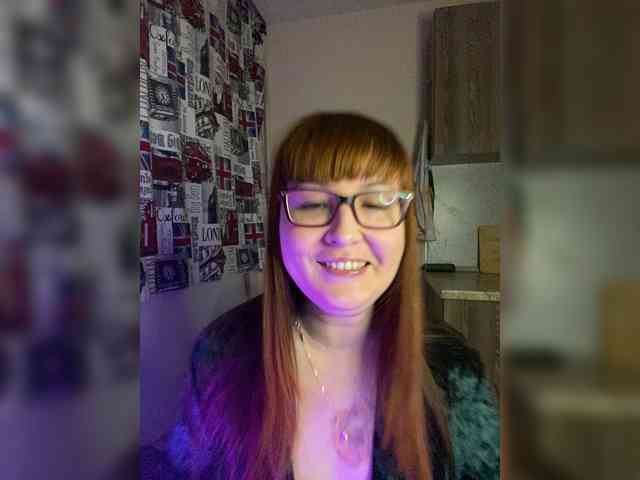 QueenFoxyLiza webcam