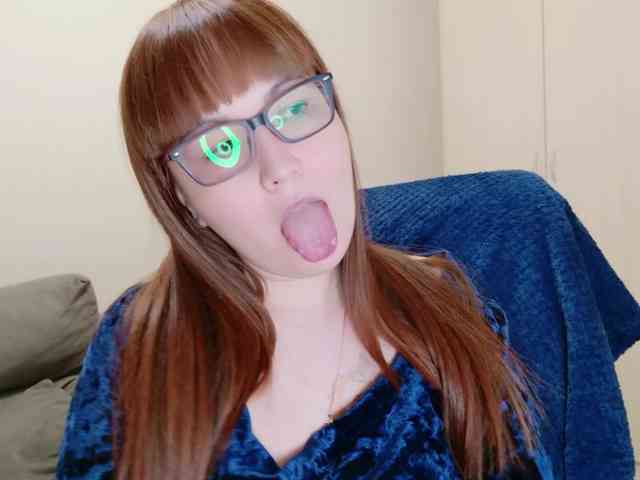 QueenFoxyLiza webcam