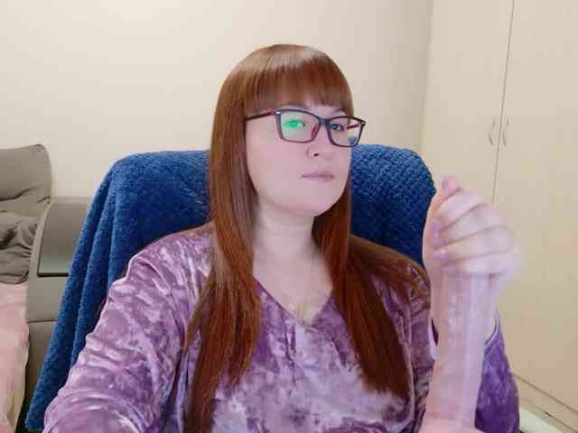 QueenFoxyLiza webcam