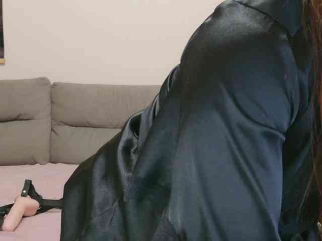 MISTRESS-FOX webcam