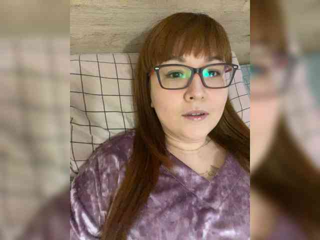 QueenFoxyLiza webcam