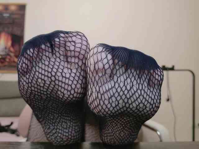 MISTRESS-FOX webcam