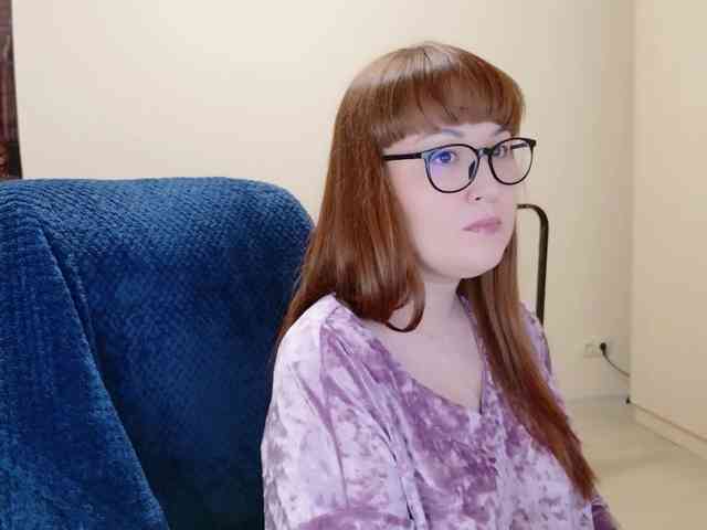 QueenFoxyLiza webcam