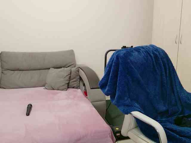 QueenFoxyLiza webcam