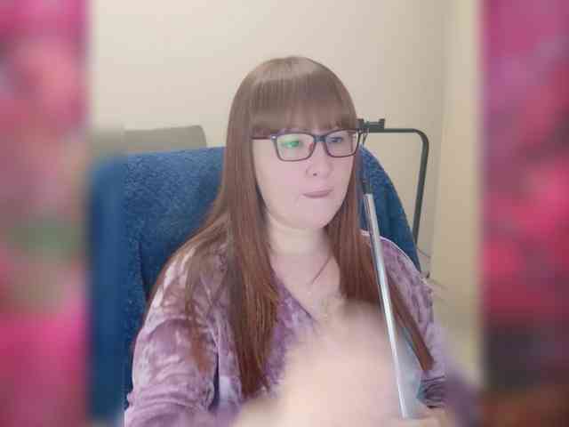 QueenFoxyLiza webcam