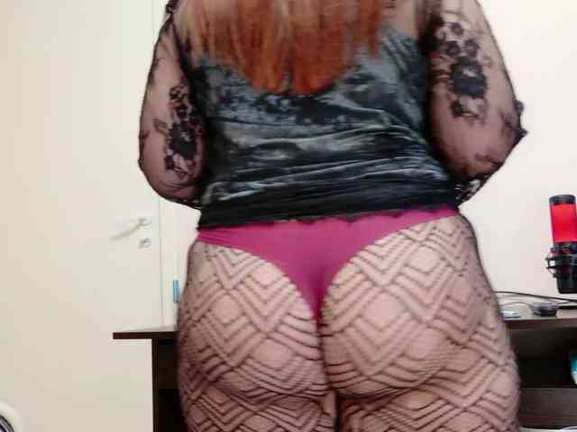 QueenFoxyLiza webcam